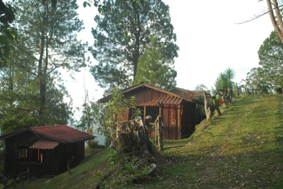 Cabanas Don Camilo Albergue De Montana Cabecera de Canas Extérieur photo
